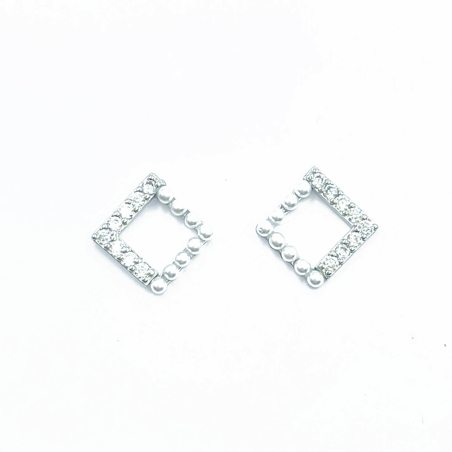 韓國 925純銀 水鑽 珍珠 方形 氣質 耳針式耳環