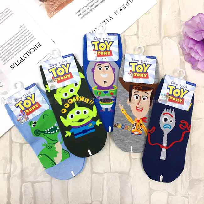 直版襪 Disney 玩具總動員系列 叉奇 胡迪 巴斯光年 三眼怪 抱抱龍 襪子 正版授權  